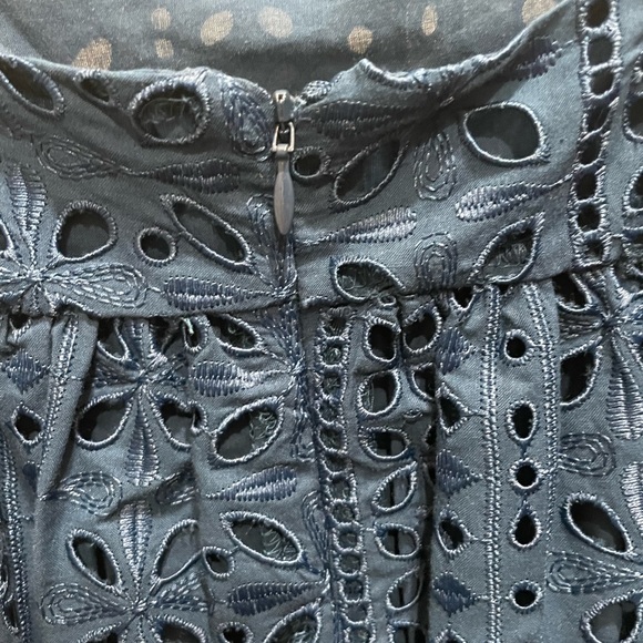 NWT J. Crew blue eyelet crop top - Picture 5 of 6